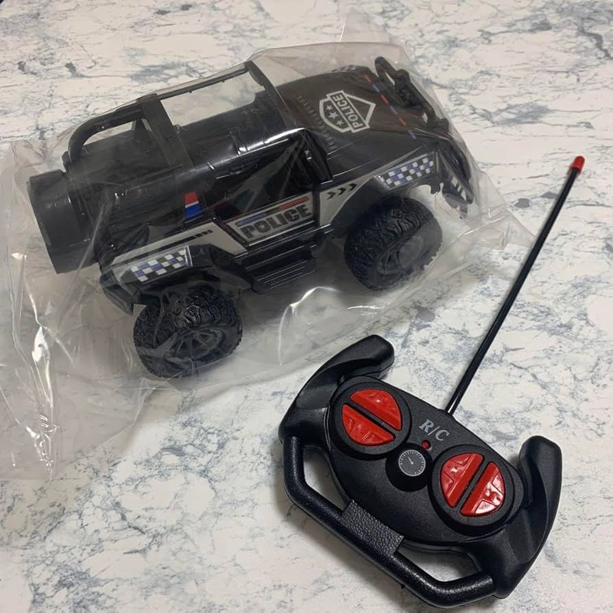 ☆ラジコンカー 120スケール 車のおもちゃ 黒 RCカー パトカー Amazon.co.jp: ラジコンカー 120スケール 車のおもちゃ 黒 RC